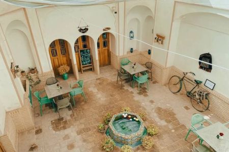 بوتیک هتل در بادرود - اتاق شاهنشین