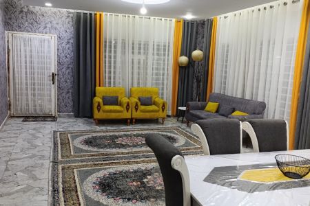 ویلا استخردار در چهارباغ - رامجین