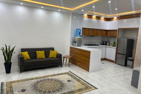 سوئیت نزدیک ساحل در ریشهر بوشهر - طبقه ۳
