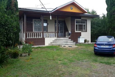 Renting a villa with a yard in Masal
