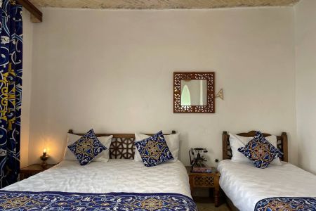 فندق تقليدي في زنجان - قمة ثلاثية