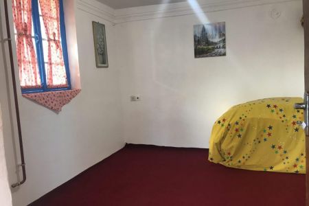 اقامتگاه بومگردی در شفت - اتاق تی تی - ط ۱