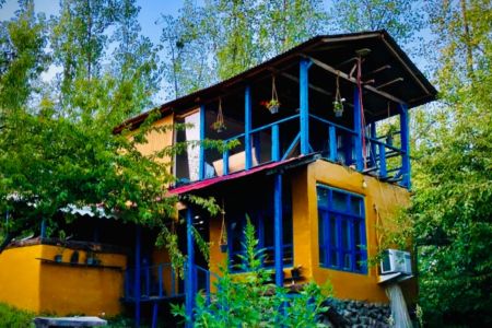 استئجار كوخ بجانب البحيرة في قلب غابة تاليش