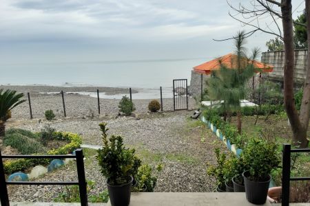 خانه مبله با ساحل اختصاصی در شیرود - همکف