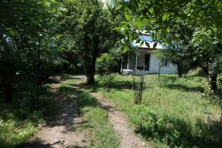 ویلا لب رودخانه در جاده اسالم - خرجگیل