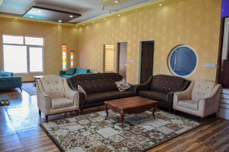 ویلا استخردار در چهارباغ - سنقرآباد