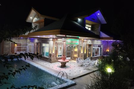 ویلا استخردار در چهارباغ - سنقرآباد