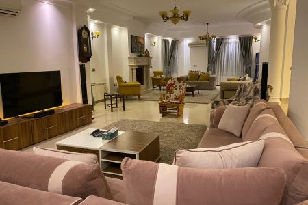 اجاره ویلا تریبلکس استخردار در عباس آباد