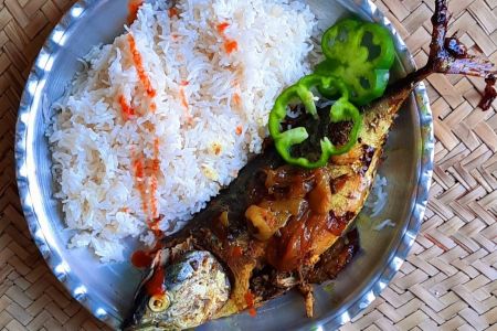 رزرو اقامتگاه بوم گردی در جزیره هرمز - اتاق ۶ نفره