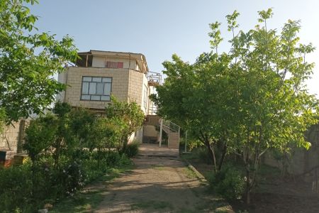 منزل مبله در درمیان درود
