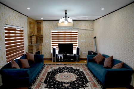 اجاره ویلا استخردار نزدیک پارک ملی گستان - کاج ۱