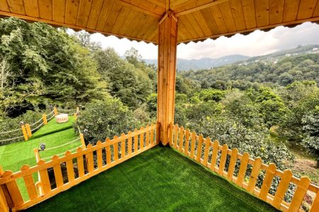 کلبه چوبی با استخر آبگرم در رامسر - گاولیماک