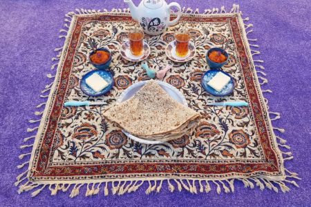 بوم گردی در فلاورجان اصفهان - طاد -  اتاق دوستی