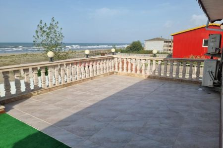 اجاره ویلا استخردار در انزلی - پلاک اول ساحل